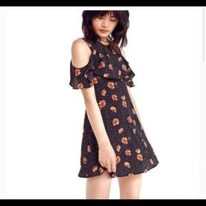 Urban Outfitters Kimchi Blue - Lynn Empire Waist Ruffle Sleeve Dress - XS